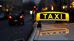 У Черкасах молодик пограбував таксиста