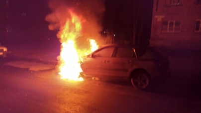 Черкаському “слузі народу” підпалили авто