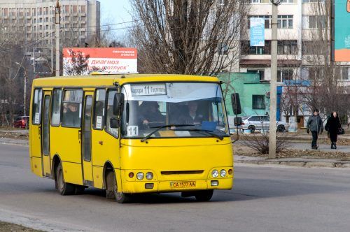 Автобусне покращення: у Черкасах маршрутки №11 доїжджатимуть до госпіталя