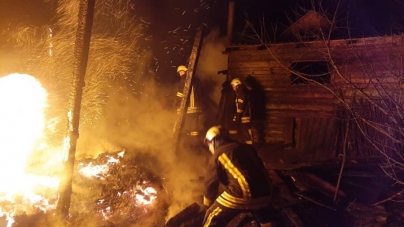 На Черкащині за добу згоріли дві надвірні споруди