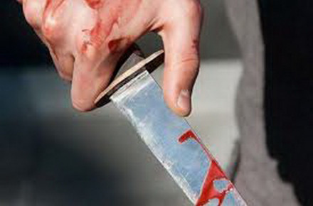 Небезпечна пиятика: на Золотоніщині батько порізав ножем сина