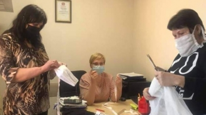 У Черкасах у ще одному комітеті самоорганізації населення почали шити маски
