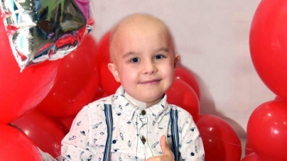 Маленькому Олексійку з Черкас потрібна допомога у боротьбі з раком крові