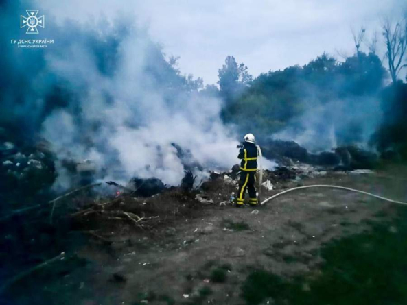 У Черкаській області рятувальники ліквідували три пожежі на відкритих територіях