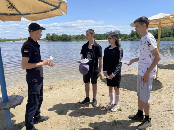 Рятувальники нагадали громадянам елементарні правила безпечної поведінки на воді