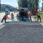 Комунальники КП "Челуаш" завершили роботи з асфальтування тротуару