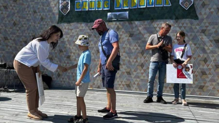 У Черкасах відбулось свято «Читаюча родина єднає Україну»