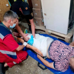 У Каневі рятувальники допомогли жінці, яка впала до підвалу