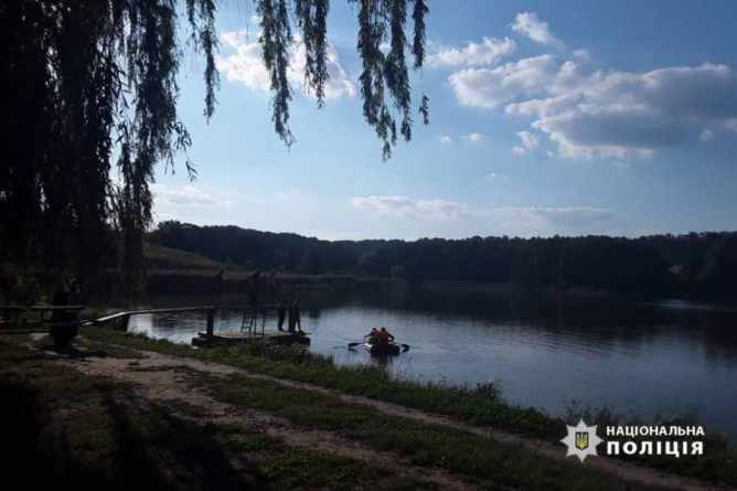 У ставку поблизу Катеринополя втопився 21-річний хлопець