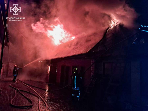 У Звенигородському районі сталась три пожежі господарчих споруд