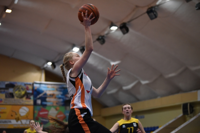 Черкаські баскетболістки з перемоги стартували у Чемпіонаті України