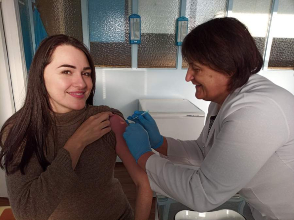 Працівники Смілянського відділення обласного ЦКПХ вакцинувалися від грипу