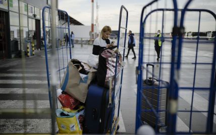 ❓Скільки людей виїхало за кордон і скільки зараз живуть в Україні