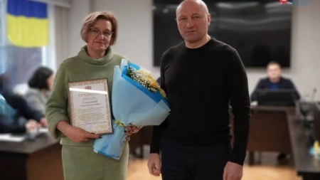 Міський голова Черкас нагородив тих, хто наближає Перемогу