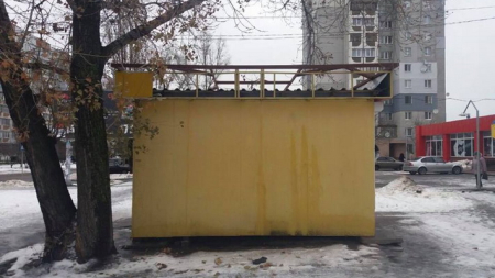 У Черкасах усе ще встановлено 130 незаконних споруд