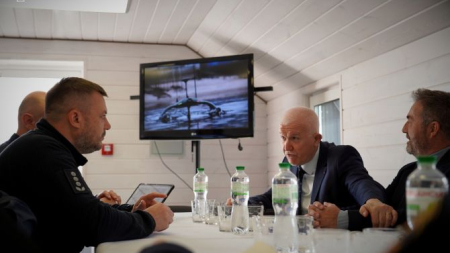 Черкаські рятувальники переймали досвід підводного розмінування у колег із Франції