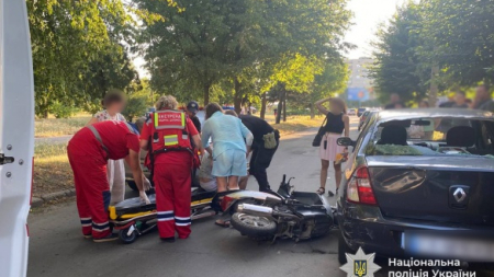 На Звенигородщині п’яний скутерист тікав від поліції та скоїв ДТП