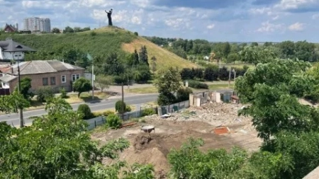 Черкащанин просить зупинити будівництво на історичній ділянці