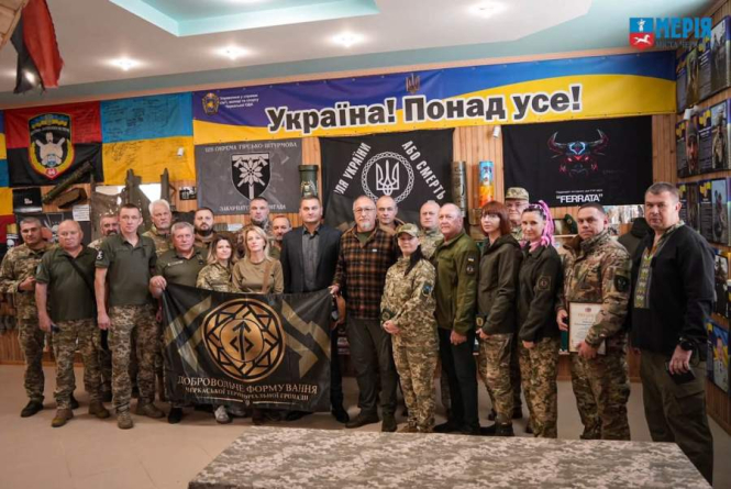 Юрій Тренкін відзначив бійців Добровольчого формування Черкаської територіальної громади.